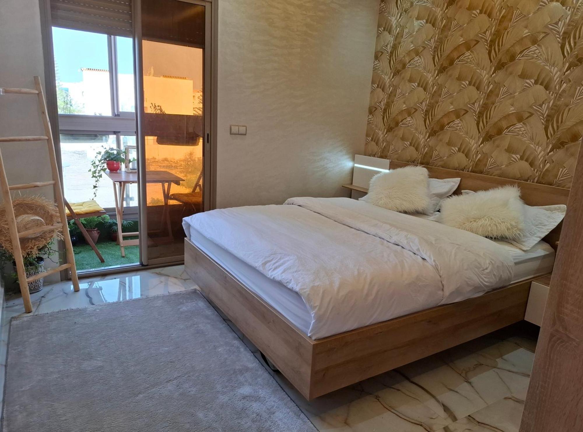 Azur Appartement 에사우이라 외부 사진