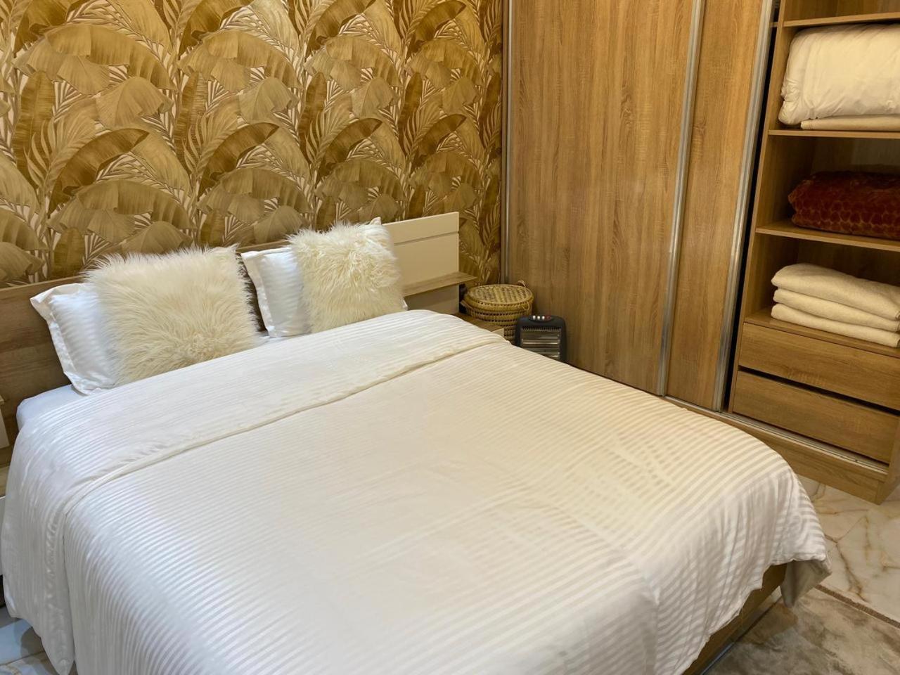 Azur Appartement 에사우이라 외부 사진